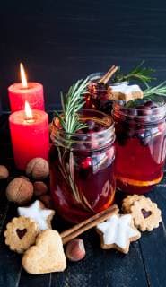Heisser Punsch mit Cranberry, Zimt und Rosmarin - Hot mulled wine *** Hot punch with cranberry cinnamon and Rosemary hot mulled wine  1079704719