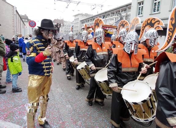 21 02 2018 Basel Fasnacht street carnival Image shows Michael Jackson Double re Bambouren in action Tradition Customs