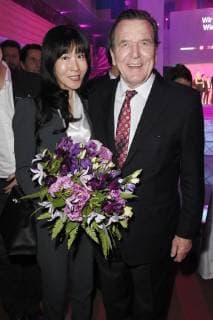 Gerhard Schröder and girlfriend Kim So yeon at the 15 Best Brands Award ceremony at the Hotel Bayerischer Hof Munich 21 02 2018 Foto:xP.xSchönbergerx xFuturexImage