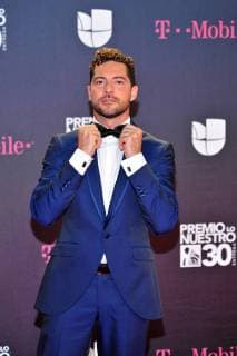 The Spanish singer David Bisbal poses on his arrival to the carpet of the 30th edition of the Lo Nuestro Award to the Latin Music, at the American Airlines Arena in Miami, USA, 22 February 2018. EPA Giorgio Viera Famous and popular Latinos parade in carpet of Lo Nuestro Award !ACHTUNG: NUR REDAKTIONELLE NUTZUNG!  Copyright: xGIORGIOxVIERAx MIA00 20180223-636549515314595320