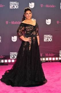 Mexican actress Angelica Vale poses on his arrival to the carpet of the 30th edition of the Lo Nuestro Award to the Latin Music, at the American Airlines Arena in Miami, USA, 22 February 2018. Famous and popular Latinos parade in carpet of Lo Nuestro Award !ACHTUNG: NUR REDAKTIONELLE NUTZUNG!  Copyright: xGIORGIOxVIERAx MIA00 20180223-636549559169931071