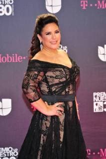 Mexican actress Angelica Vale poses on his arrival to the carpet of the 30th edition of the Lo Nuestro Award to the Latin Music, at the American Airlines Arena in Miami, USA, 22 February 2018. Famous and popular Latinos parade in carpet of Lo Nuestro Award !ACHTUNG: NUR REDAKTIONELLE NUTZUNG!  Copyright: xGIORGIOxVIERAx MIA00 20180223-636549562336887071