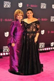 The Mexican-American actress Angelica Maria (L) and her daughter actress Angelica Vale (R) poses on his arrival to the carpet of the 30th edition of the Lo Nuestro Award to the Latin Music, at the American Airlines Arena in Miami, USA, 22 February 2018. Famous and popular Latinos parade in carpet of Lo Nuestro Award !ACHTUNG: NUR REDAKTIONELLE NUTZUNG!  Copyright: xGIORGIOxVIERAx MIA00 20180223-636549563014707071