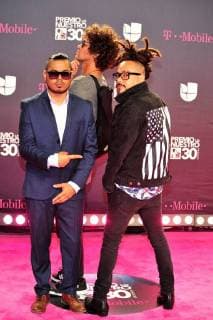 Members of the musical band Locos Por Juana pose on his arrival to the carpet of the 30th edition of the Lo Nuestro Award to the Latin Music, at the American Airlines Arena in Miami, USA, 22 February 2018. Famous and popular Latinos parade in carpet of Lo Nuestro Award !ACHTUNG: NUR REDAKTIONELLE NUTZUNG!  Copyright: xGIORGIOxVIERAx MIA00 20180223-636549581612559071