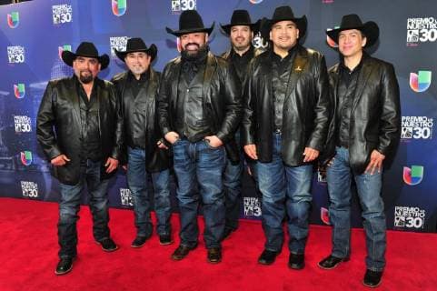 Members of the northern music band Los Intocables pose in the press room of the 30th edition of the Lo Nuestro Award to the Latin Music, at the American Airlines Arena in Miami, USA, 22 February 2018. Famous and popular Latinos parade in carpet of Lo Nuestro Award !ACHTUNG: NUR REDAKTIONELLE NUTZUNG!  Copyright: xGIORGIOxVIERAx MIA00 20180223-636549616658315989