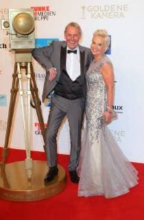Jörg Wontorra Girlfriend Susanne Bausch at the presentation of the Golden Camera in the fair Hamburg Karolinenstrasse Copyright imago stock people GmbH Tinkere Date 22 02 2018 Golden Camera