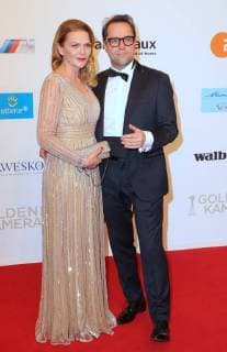 Anna Loos Man Jan Josef Liefers at the presentation of the Golden Camera at the fair Hamburg Karolinenstrasse Copyright imago stock people GmbH Tinkeres Date 22 02 2018 Golden Camera