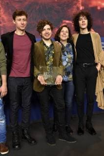 Marcio Reolon Filipe Matzembacher and Team with the CICAE Art Cinema Award for Tinta Bruta at the Awards Ceremony of the Independent Juries at the Berlinale 2018 68 Berlin International Film Festival at the Hotel Grand Hyatt Berlin 24 02 2018 Foto:xC.xNiehausx xFuturexImage