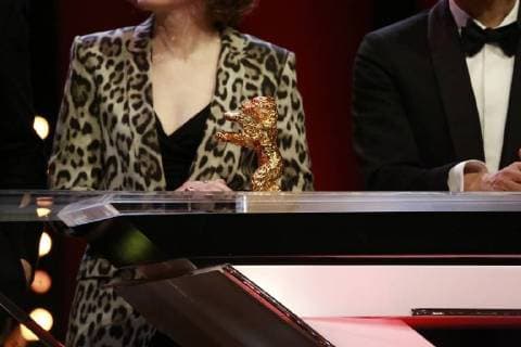 Golden bear of the bear award on a table before the award on stage at the closing ceremony of the 68 Berlinale on 24 02 2018 in Berlin at the Berlinale Palast Golden bear of the bear award on a table before the award on stage at the closing ceremony of the 68 Berlinale am 24 02 2018 in Berlin in the Berlinale Palast