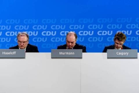 Deutschland, Berlin - 26.02.2018 (L-R) Ministerpräsident des Landes Sachsen-Anhalt Reiner Haseloff (CDU), Schatzmeister der CDU Philipp Murmann (CDU) und Daniel Caspary (CDU) während des 30. Parteitag der CDU. Die CDU stimmt heute auf einem Parteitag in Berlin über den mit CSU und SPD ausgehandelten Koalitionsvertrag ab. Germany, Berlin - 26.02.2018 (L-R) Minister President of Saxony-Anhalt Reiner Haseloff (CDU), Treasurer of the CDU Philipp Murmann (CDU) and Daniel Caspary (CDU) during the 30th congress of the CDU. The CDU votes today at the party convention in Berlin on the coalition agreement negotiated with the CSU and the SPD. *** Germany Berlin 26 02 2018 LR Minister President of the State of Saxony Anhalt Reiner Haseloff CDU Treasurer of the CDU Philipp Murmann CDU and Daniel Caspary CDU during the 30th party congress of t