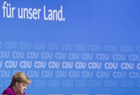 Bilder des Tages Bundeskanzlerin Angela Merkel, CDU, aufgenommen im Rahmen des 30. Parteitags der CDU Deutschland in Berlin, 26.02.2018. Berlin Deutschland *** Chancellor Angela Merkel CDU recorded at the 30th party congress of the CDU Germany in Berlin 26 02 2018 Berlin Germany Copyright: xFlorianxGaertner photothek.netx