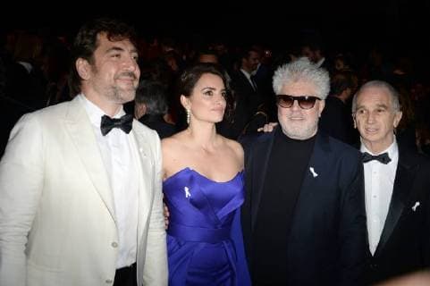 Französischer Filmpreis Cesar - Preisverleihung 43eme ceremonie des CESAR. Salle. 43th movie Cesar awards at Salle Pleyel. Inside ceremony room. 224656 2018-03-02 Salle Pleyel Paris France Cruz, Penelope; Almodovar, Pedro; Terzian, Alain; Bardem, Javier  Copyright: xArnal-Degunx STAR_224656_007