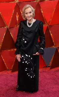 Actor Eva Marie Saint arrives on the red carpet for the 90th annual Academy Awards at the Dolby Theatre in the Hollywood section of Los Angeles on March 4, 2018.  LAP20180304336 JIMxRUYMEN