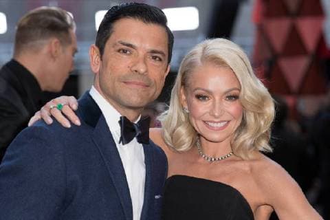Kelly Ripa and Mark Consuelos arrive on the red carpet of The 90th OscarsÂ® at the DolbyÂ® Theatre in Hollywood, CA on Sunday, March 4, 2018.  Copyright: xSaraxWoodx 33546_126PLX