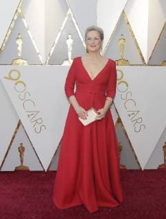 Meryl Streep arrives on the red carpet for the 90th annual Academy Awards at the Dolby Theatre in the Hollywood section of Los Angeles on March 4, 2018.  LAP20180304094 JOHNxANGELILLO