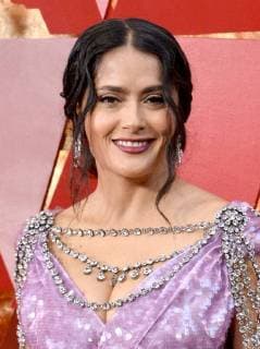 Actor Salma Hayek arrives on the red carpet for the 90th annual Academy Awards at the Dolby Theatre in the Hollywood section of Los Angeles on March 4, 2018.  LAP20180304451 JIMxRUYMEN