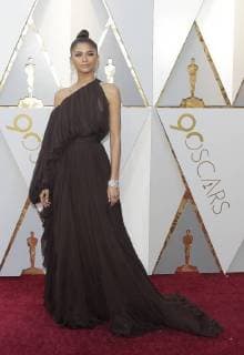 Zendaya arrives on the red carpet for the 90th annual Academy Awards at the Dolby Theatre in the Hollywood section of Los Angeles on March 4, 2018.  LAP20180304132 JOHNxANGELILLO