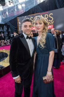 Oscar Isaac and guest arrive on the red carpet of The 90th OscarsÂ® at the DolbyÂ® Theatre in Hollywood, CA on Sunday, March 4, 2018.  Copyright: xMattxPetitx 33546_213PLX
