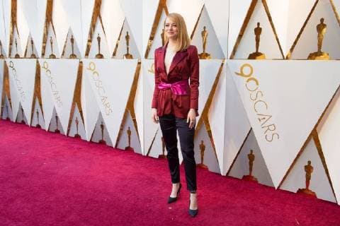 Emma Stone arrives on the red carpet of The 90th OscarsÂ® at the DolbyÂ® Theatre in Hollywood, CA on Sunday, March 4, 2018.  Copyright: xPhilxMcCartenx 33546_220PLX