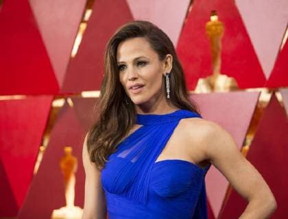 Jennifer Garner arrives on the red carpet of The 90th OscarsÂ® at the DolbyÂ® Theatre in Hollywood, CA on Sunday, March 4, 2018.  Copyright: xPaulxHebertx 33546_260PLX
