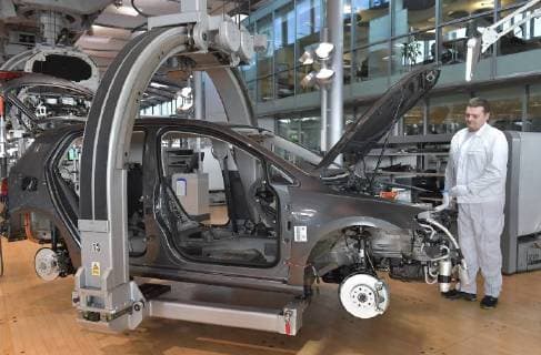 5 3 2018 e Golf production in the Transparent Factory of Volkswagen in Dresden from mid-April 2018, the daily production of the electric vehicle will be increased from 36 to 72 Dresden Saxony Germany