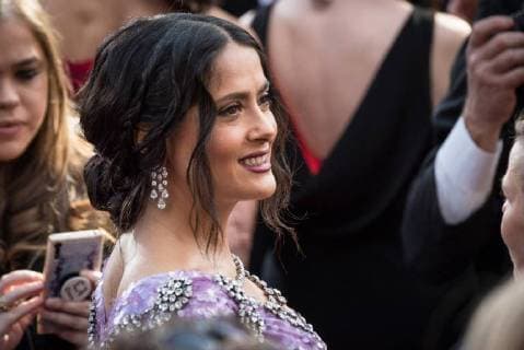 Salma Hayek arrives on the red carpet of The 90th OscarsÂ® at the DolbyÂ® Theatre in Hollywood, CA on Sunday, March 4, 2018.  Copyright: xScottxDiussax 33546_815PLX