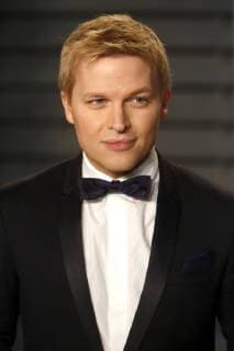 Ronan Farrow at the Vanity Fair Oscar Party 2018 on the occasion of the 90 Academy Awards at the Wallis Annenberg Center for Performing Arts Beverly Hills 04 03 2018 Foto:xR.xWagnerx xFuturexImage