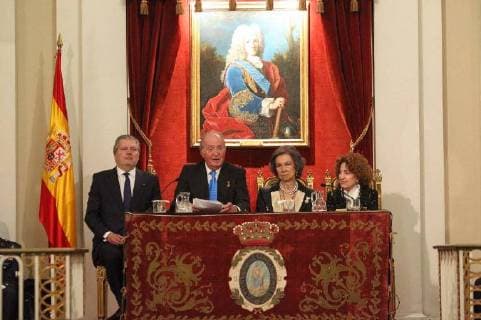 Acto academico con motivo del 80 aniversario de Su Majestad el Rey Don Juan Carlos en la Real Academia de Historia JUAN CARLOS DE BORBON Y BORBON;SOFIA DE GRECIA;INIGO MENDEZ DE VIGO; 05 03 2018 Kings Juan Carlos and Sofia during the academic ceremony with the that the Royal Academy of History pays homage to Don Juan Carlos on the occasion of its 80th anniversary, which was held on January 5 on Monday 05 March 2018. CordonPress EP888  CasaxReal Acto academico con motivo del 80 aniversario de Su Majestad el R