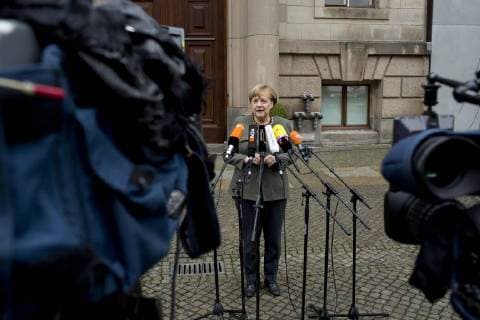 Deutschland, Berlin, Parlamentarische Gesellschaft, Sondierungsgespräche von CDU CSU, FDP und B90 Grüne für eine mögliche Jamaika Koalition,Bundeskanzlerin Angela Merkel CDU, 16.11.2017 *** Germany Berlin Parliamentary Society Exploratory talks by CDU CSU FDP and B90 Greens for a possible Jamaican coalition Chancellor Angela Merkel CDU 16 11 2017