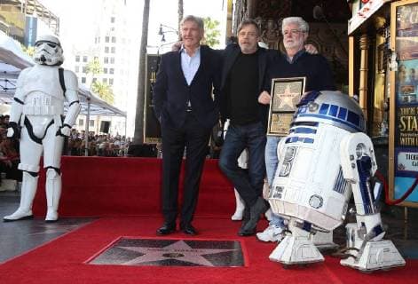 Themen der Woche Bilder des Tages March 8, 2018 - Hollywood, CA, U.S. - 08 March 2018 - Hollywood, California - Harrison Ford, Mark Hamill, George Lucas. Mark Hamill Honored With Star On The Hollywood Walk Of Fame. Photo Credit: AdMedia Hollywood U.S. - ZUMAa123 20180308_zaa_a123_024 Copyright: xF.xSadoux