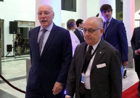 Paraguayan Chancellor Eladio Loizaga (L), and Argentinian Chancellor Jorge Faurie, attend the negotiations between Mercosur and Canada at the headquarters of the Ministry of Foreign Affairs of Paraguay in Asuncion, Paraguay, 09 March 2018. The four foreign ministers of Mercosur (Argentina, Brazil, Paraguay and Uruguay) will formalize the beginning of negotiations for a free trade agreement with Canada, represented at the summit by its Minister of International Trade, Francois-Philippe Champagne. Ministers of Foreign Affairs of Mercosur meet in Asuncion for negotiations with Canada !ACHTUNG: NUR REDAKTIONELLE NUTZUNG!  Copyright: xAndresxCristaldox ASU23 20180309-636562137291896287