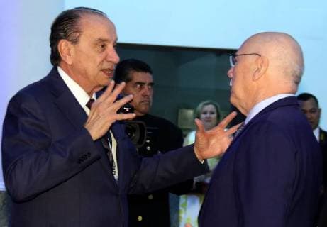 Brazilian Chancellor Aloysio Nunes (L) and his Paraguayan counterpart Eladio Loizaga (R), attend the negotiations between Mercosur and Canada at the headquarters of the Ministry of Foreign Affairs of Paraguay in Asuncion, Paraguay, 09 March 2018. The four foreign ministers of Mercosur (Argentina, Brazil, Paraguay and Uruguay) will formalize the beginning of negotiations for a free trade agreement with Canada, represented at the summit by its Minister of International Trade, Francois-Philippe Champagne. Ministers of Foreign Affairs of Mercosur meet in Asuncion for negotiations with Canada !ACHTUNG: NUR REDAKTIONELLE NUTZUNG!  Copyright: xAndresxCristaldox ASU22 20180309-636562137935084287