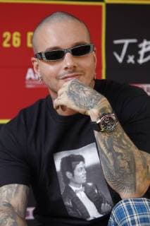 Colombian singer J. Balvin poses during a press conference in Mexico City, Mexico, 09 March 2018. Balvin announced a concert next 26 May as part of his Vibras Tour at the Mexico City Arena. J Balvin presents upcoming concert in Mexico City !ACHTUNG: NUR REDAKTIONELLE NUTZUNG!  Copyright: xSashenkaxGutierrezx MDF002 20180309-636562303681294940