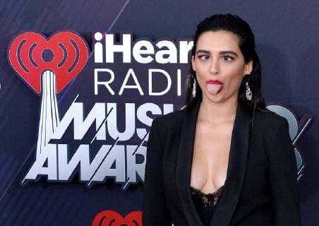 Musician Jess Kent arrives for the iHeartRadio Music Awards at The Forum in Inglewood, California on March 11, 2018. Turner s TBS, TNT, and truTV channels broadcasted the ceremony live from The Forum.  LAP20180311284 JIMxRUYMEN