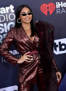 Singer Ashanti arrives for the iHeartRadio Music Awards at The Forum in Inglewood, California on March 11, 2018. Turner s TBS, TNT, and truTV channels broadcasted the ceremony live from The Forum.  LAP20180311294 JIMxRUYMEN