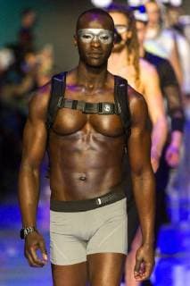 Themen der Woche Bilder des Tages Toronto Men s Fashion Week - Runway Day 3 Fashion models represent new Fall Winter 2018 STACK WEARABLE TECH collection during runway presentation at Toronto Men’s Fashion Week 2018. Editorial Use Canada  AnatoliyxCherkasov