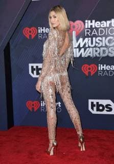Soiree des iHeart Radio Awards 2018. 11 March 2018 - Inglewood, California - Hailey Baldwin. 2018 iHeart Radio Awards held at The Forum. Photo Credit: Birdie Thompson AdMedia 224879 2018-03-11 CA Inglewood Etats-Unis  Copyright: xBirdiexThompson AdMediax STAR_224879_038