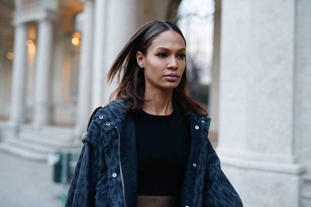 Model Joan Smalls attending the Alberta Ferretti show during Milan Fashion Week - Feb 21, 2018 - MFW: Fall 2018 Street Style Day 1, Milan Italy  Copyright: xMichaelxIpx h_00488074
