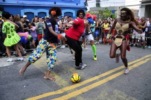 March 12, 2018 - SoÂ£O Paulo, SoÂ£o Paulo, Brazil - SAO PAULO SP, SP 12 03 2018 DRAG QUEEN FOOTBALL :Drag Queens play open-air football in celebration of a nightclub birthday in SoÂ£o Paulo. SoÂ£O Paulo Brazil - ZUMAf126 20180312_zap_f126_003 Copyright: xCrisxFagax