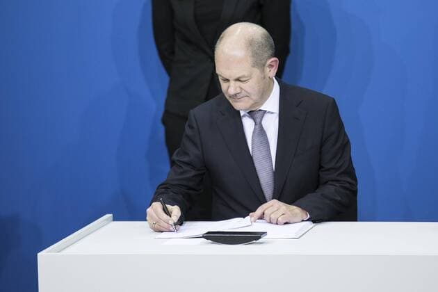 The designated Federal Finance Minister Olaf Scholz SPD was included in the signing of the coalition agreement between the SPD CDU and CSU in the Paul Loebe House in Berlin 12 03 2018 Berlin Germany Copyright: xFlorianxGaertner photothek.netx