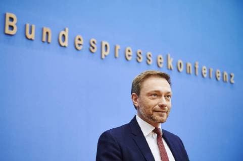 Christian Lindner Federal Chairman of the FDP at a press conference in the Federal Press Conference regarding the coalition agreement between CDU CSU and SPD Berlin Germany Copyright: xFelixxZahn photothek.netx