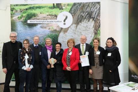 14 03 2018 Frankfurt Palmengarten Venture into cities wilderness is awarded as a project of the UN Decade of Biological Diversity city Frankfurt receives award for the project Diversity Tree Image shows