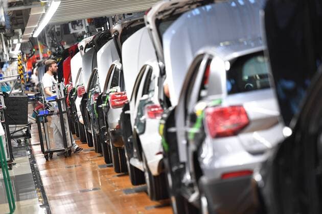 Production Audi Production Assembly line Automobile industry Automotive Car brand Car production Body shop Bodywork Automotive construction Line production Production Manufacturing Assembly line at the Ingolstadt plant on 14 03 2018