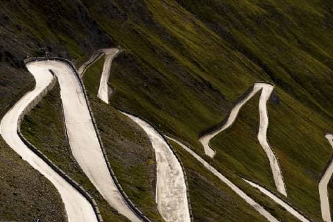Gebirgspass Passo dello Stelvio, Stilfser Joch, Italien, Suedtirol, Ortler Alpen, Stilfser Joch mountain pass Stelvio Pass, Passo dello Stelvio, Stilfser Joch, Italy, South Tyrol, Ortler Alpen, Stilfser Joch BLWS476604 Copyright: xblickwinkel K.xThomasx
