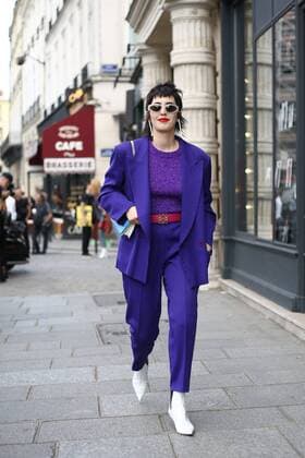 Alicia Padron posing outside of the Anrealage runway show during Paris Fashion Week - Sept 26, 2017 - PFW: Spring 2018 Street Style Day 1, Paris France  Copyright: xValentinaxRanierix h_00449822