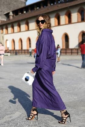 Candela Novembre arriving at the Marco De Vincenzo runway show during Milan Fashion Week - Sept 22, 2017 - MFW: Spring 2018 Street Style Day 3, Milan Italy  Copyright: xValentinaxRanierix h_00450261