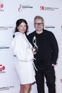 Prizewinner singer Balbina Jagielska and singer Herbert Groenemeyer at the 10 awarding of the music author prize on 16 03 2018 in Berlin