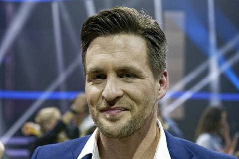 Your song the anniversary finale Elected the songwriter of the year 2018 Format of the ZDF for the childrens channel KIKA After announcement of the vote from which the ten-year-old Jonah from Dusseldorf emerged victorious plays this in a jubilant mood the winners title to the conclusion again The ti