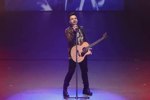 Puerto Rican singer Luis Fonsi performs at the National Auditorium in Mexico City, Mexico, on 16 March 2018, as part of his Love + Dance World Tour . EFE José Méndez Luis Fonsi s concert at the National Auditorium of Mexico !ACHTUNG: NUR REDAKTIONELLE NUTZUNG!  Copyright: xJoséxMéndezx MEX01 20180317-636568600242478423
