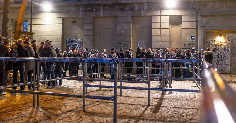 Audience z audience to Kylie Minogues concert in front of the Berghain audience to Kylie Minogues concert in front of the Berghain